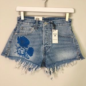 Levi’s Made & Crafted Cheeky High Short